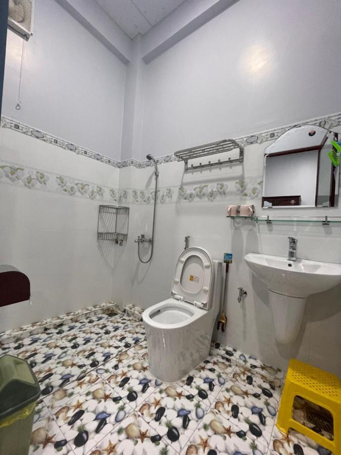 Nha Nghi Lien Hoa Acomodação com café da manhã Hà Tiên Exterior foto